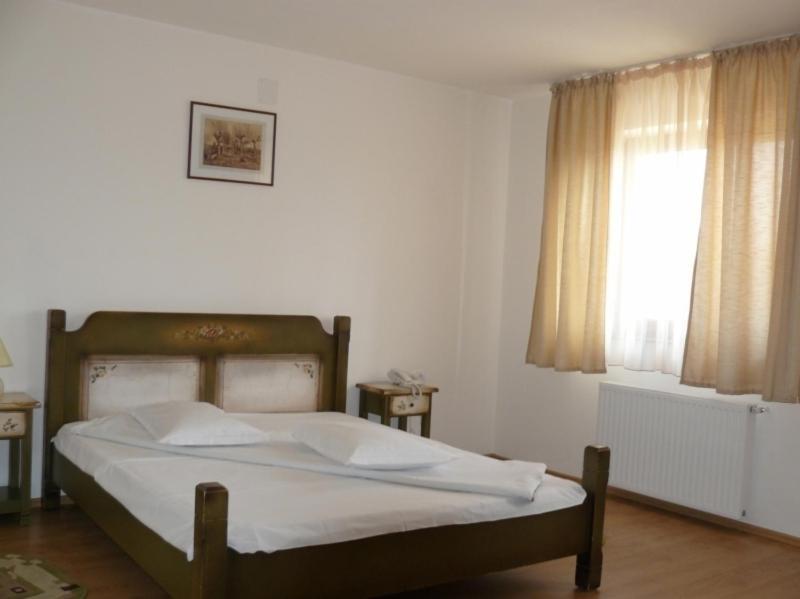 Complex Panicel Rîşnov Buitenkant foto