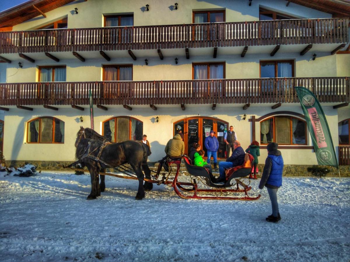 Complex Panicel Rîşnov Buitenkant foto