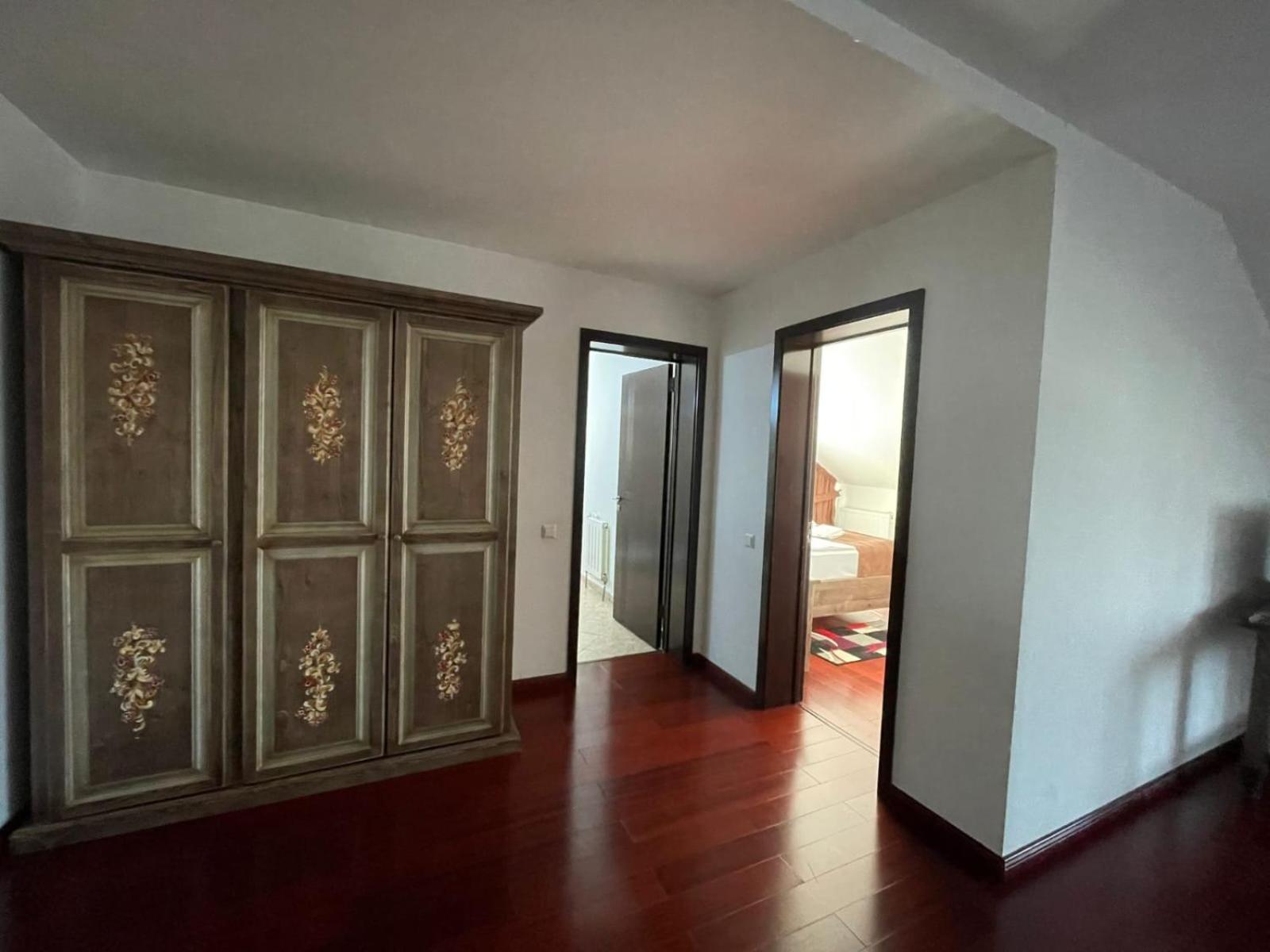 Complex Panicel Rîşnov Buitenkant foto