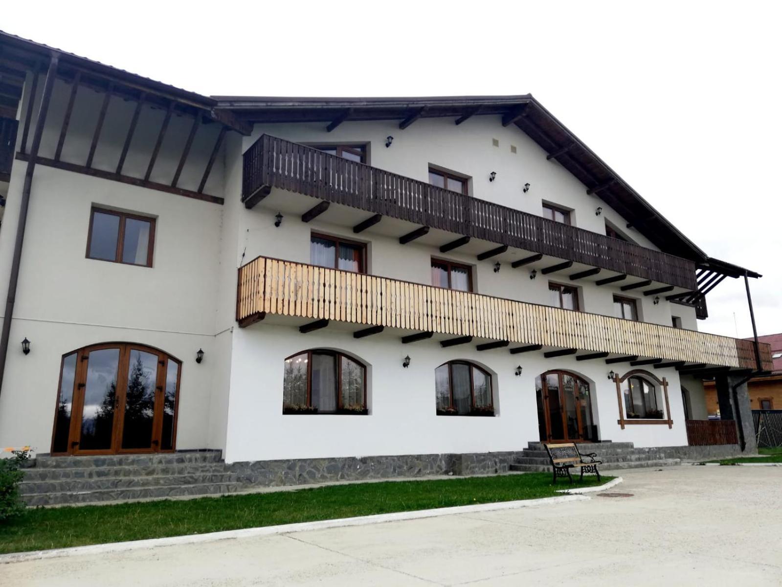 Complex Panicel Rîşnov Buitenkant foto