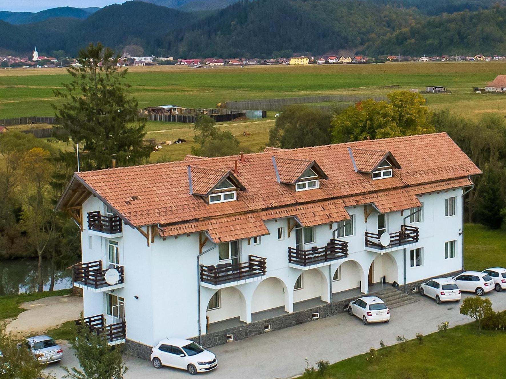 Complex Panicel Rîşnov Buitenkant foto